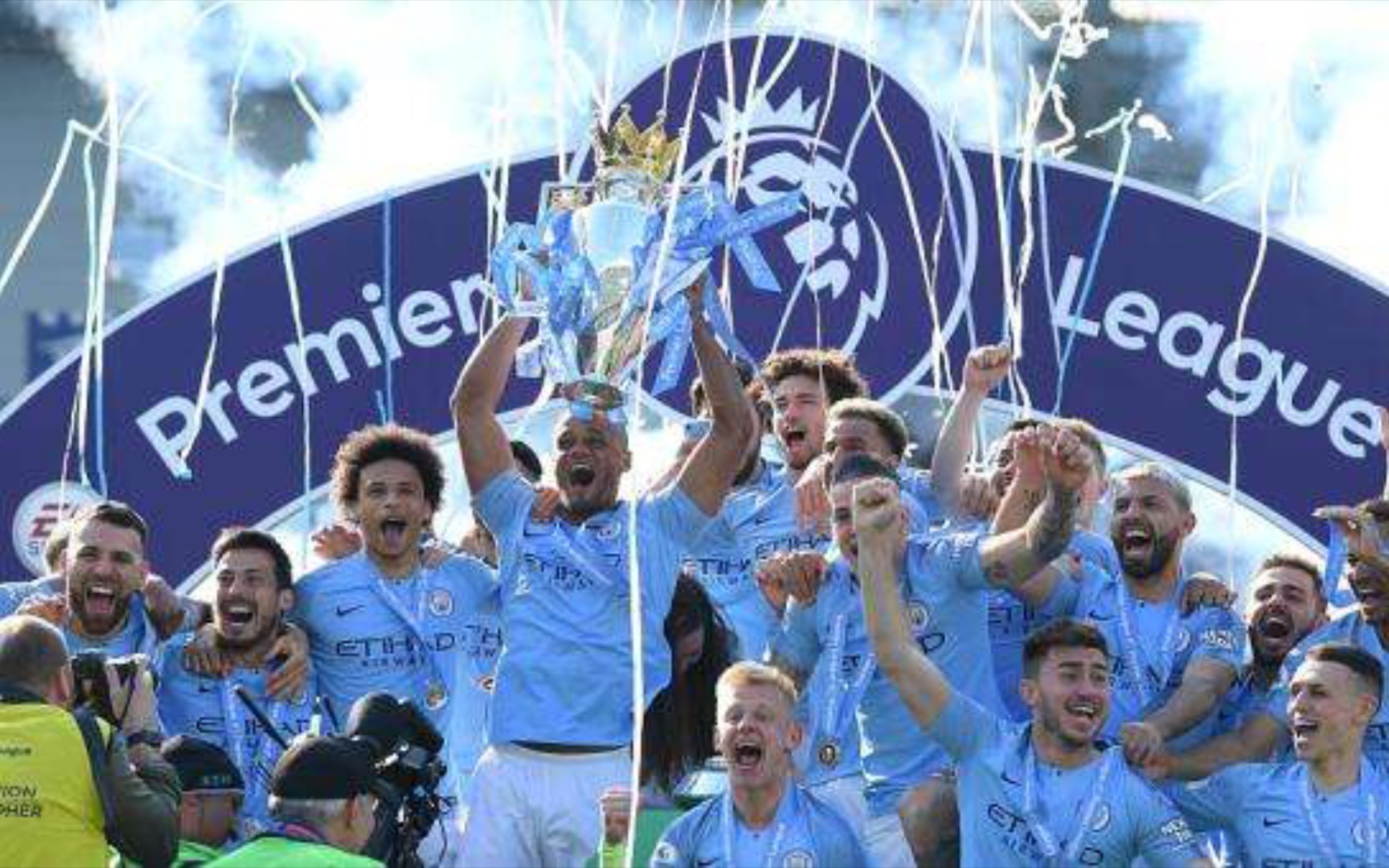 家队的表现 家队的表现