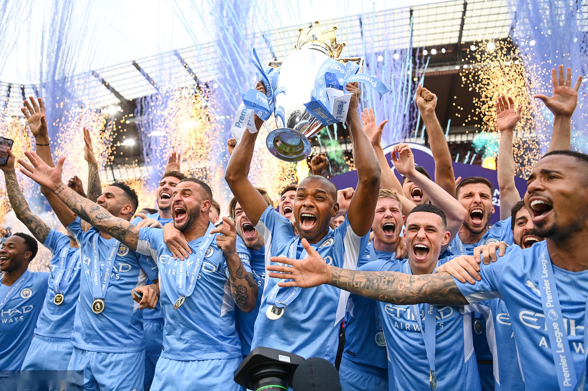 和紧密配合 和紧密配合